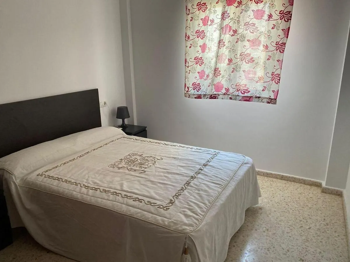 Apartamento Completo En La Ла-Линеа-де-ла-Консепсьон Испания
