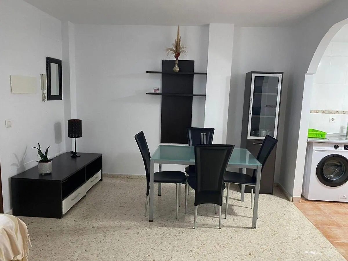Apartamento Completo En La Ла-Линеа-де-ла-Консепсьон 0*,  Испания